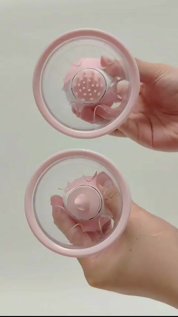 Nipora - Rotating Chest Suction Toys with 3 Chest