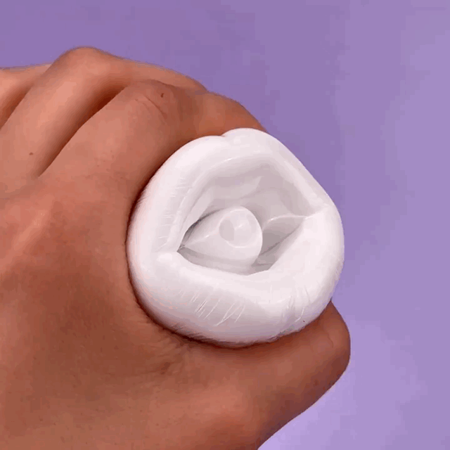 PearlShine lip suction vibrator shown operating in a close-up demonstration